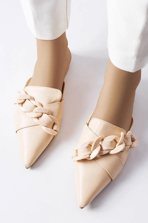 Béžové elegantné retiazkové žabky...