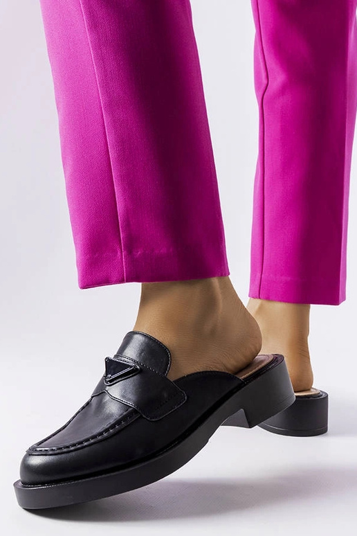 Čierne sandále Berkshire s uzavretou...