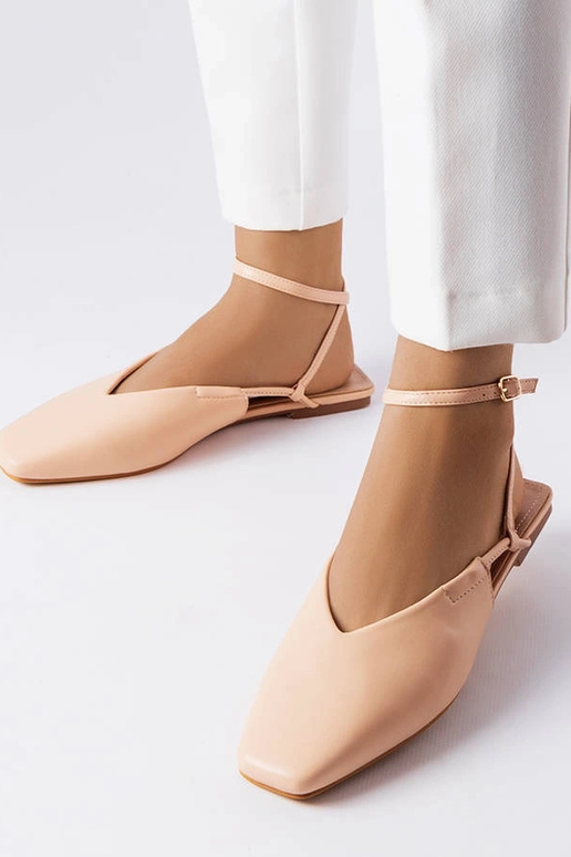 Ružové sandále s uzavretou špičkou...