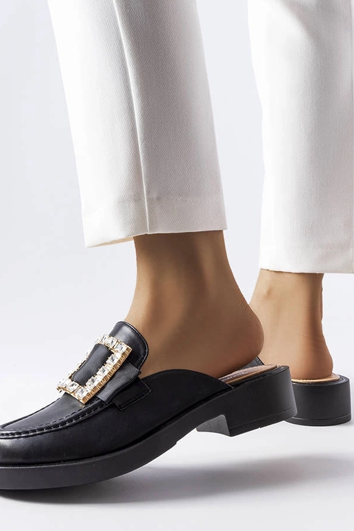 Čierne šľapky Columbus s uzavretou...