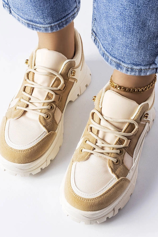 Hnedé športové topánky s vzorovanou...