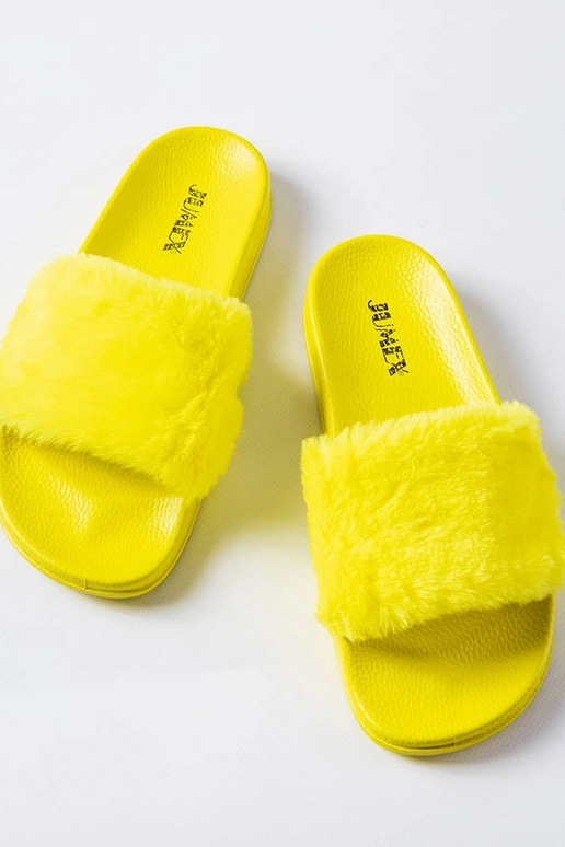 Žlté kožušinové žabky Raffaele Žlté kožušinové žabky Raffaele