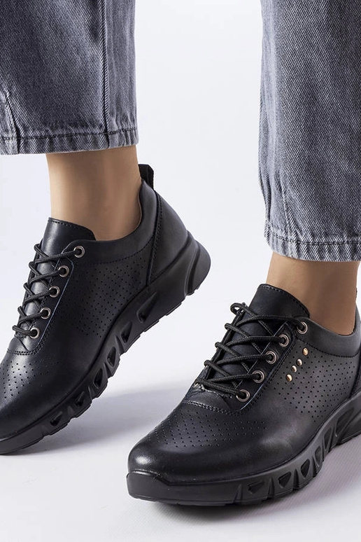 Čierne kožené prelamované topánky...