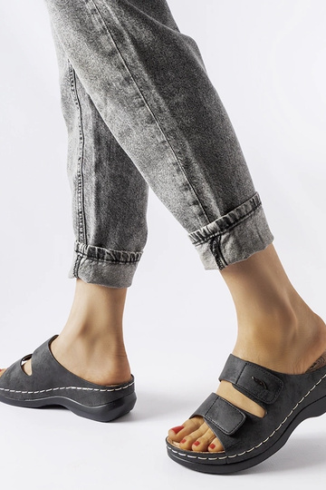 Čierne šľapky na nízkej... 2