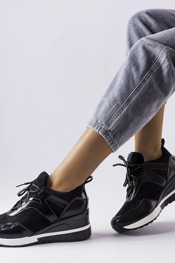 Čierne klinové tenisky Vinceza