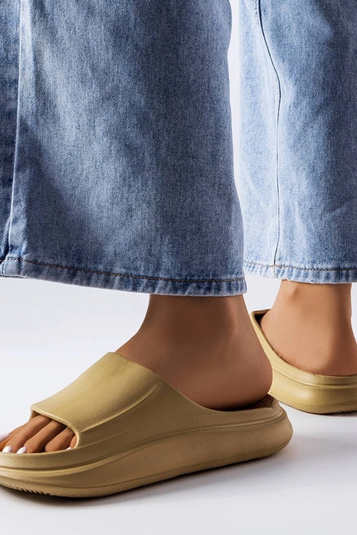 Pieskové gumové šľapky, „Labrecque" Pieskové gumové šľapky, „Labrecque"