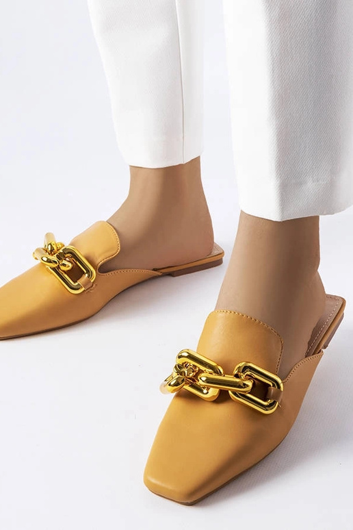 Hnedé retiazkové žabky z Hickory