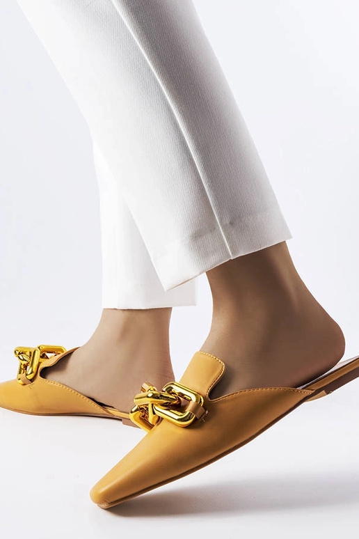 Hnedé retiazkové žabky z Hickory