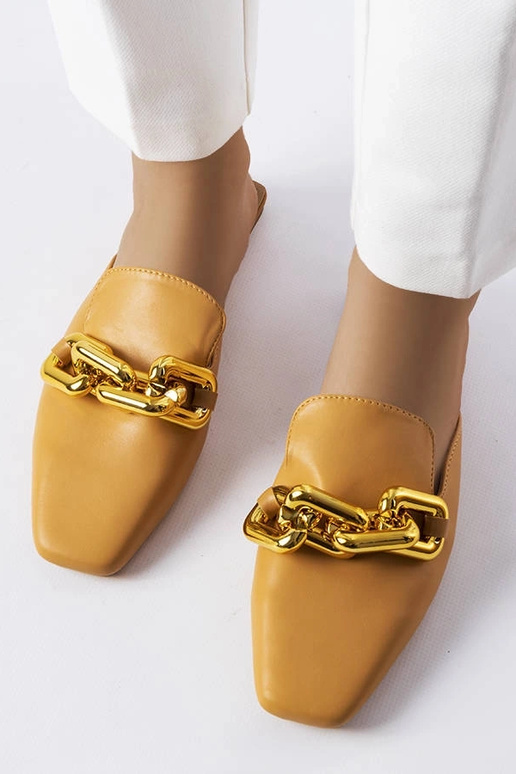 Hnedé retiazkové žabky z Hickory