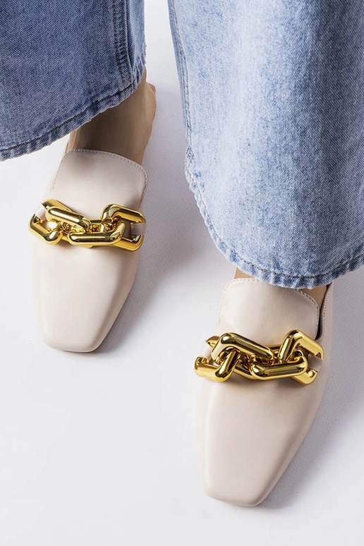 Béžové retiazkové šmýkačky z Hickory