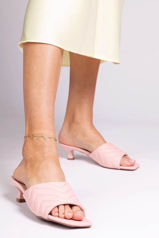 Ružové šľapky na nízkom podpätku,...