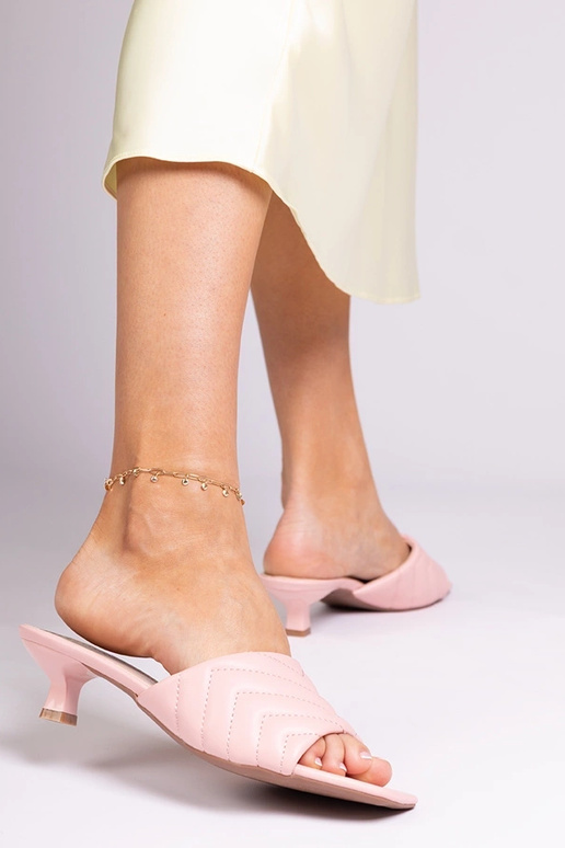 Ružové šľapky na nízkom podpätku,...