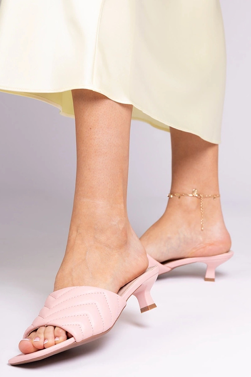 Ružové šľapky na nízkom podpätku,...