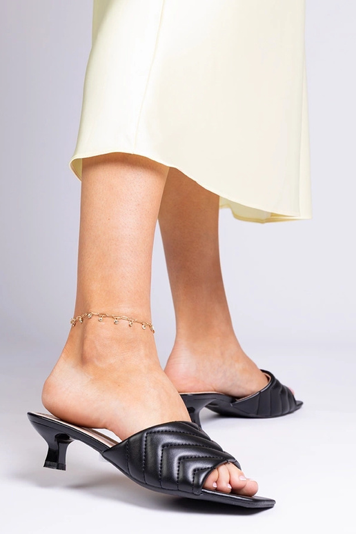 Čierne šľapky na nízkom podpätku,...