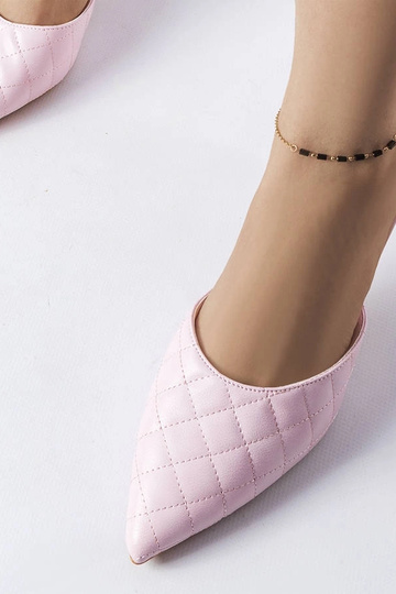 Ružové prešívané slip-ony s ihličkovým podpätkom od Lamberta 2