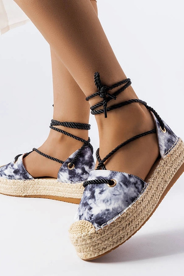 Čierne šnurovacie espadrilky na platforme 2