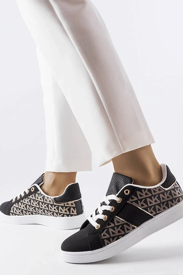 Čierne tenisky zdobené... 2