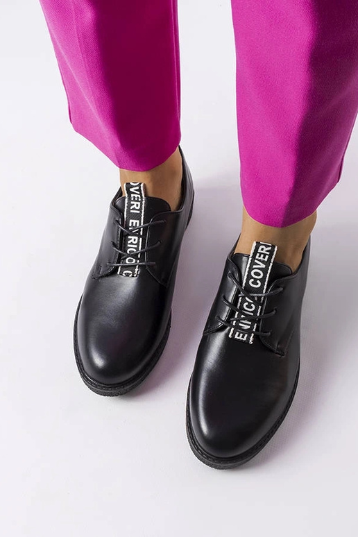 Čierne šnurovacie topánky Edmonton