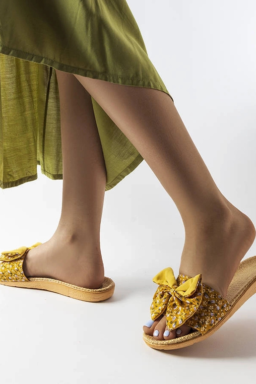 Žlté šľapky s mašličkou, „Tachel" Žlté šľapky s mašličkou, „Tachel"