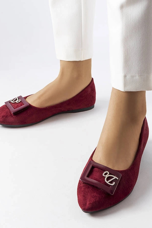 Bordové balerínky zdobené zirkónmi...