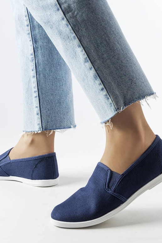 Tenisky Quincy z námorníckej modrej...