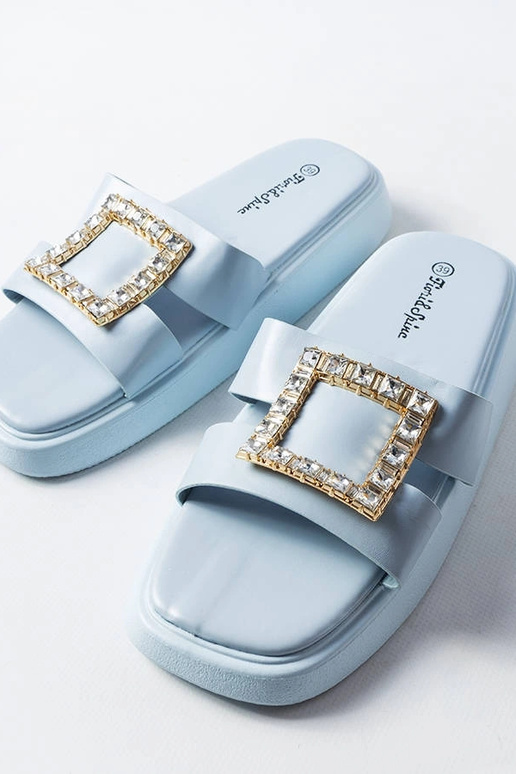 Modré zirkónové šľapky Fusberta