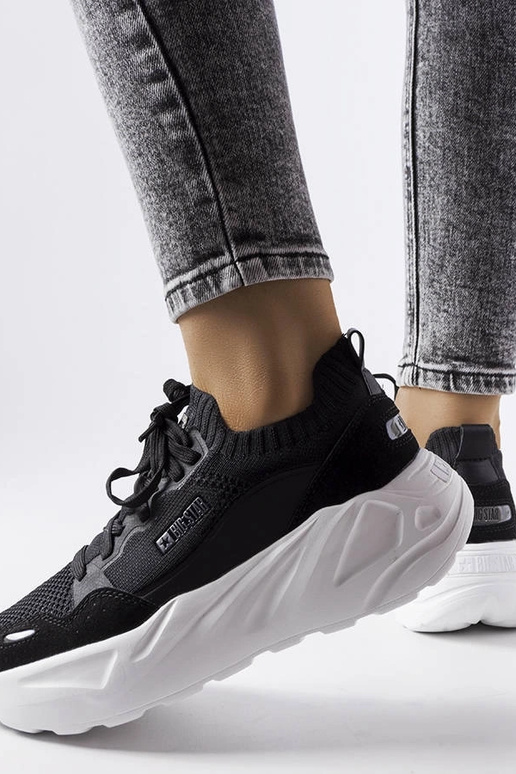 Čierne športové topánky, „Big Star...