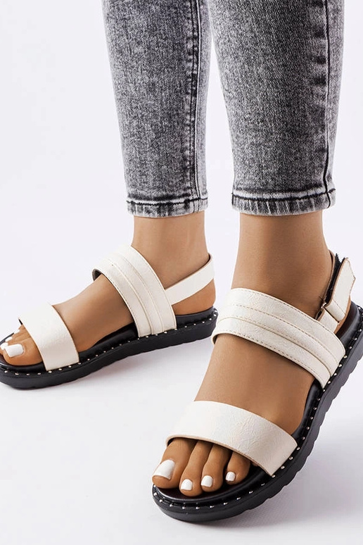 Béžové lesklé sandále Felicienne