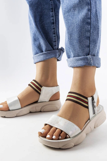 Strieborné kovové športové...