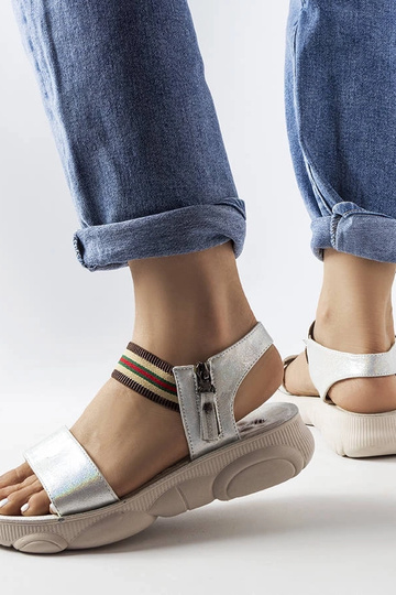 Strieborné kovové športové... 2