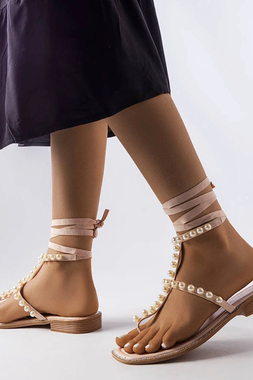 Béžové sandále s perlami... 2