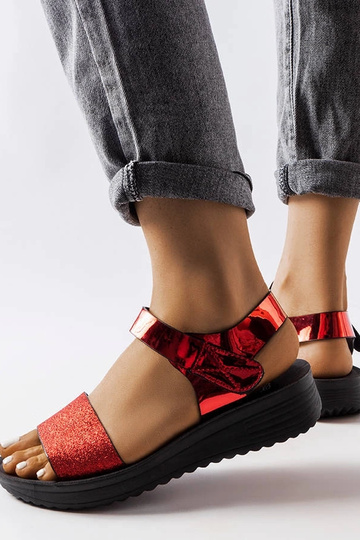 Červené klinové sandále Glow 2