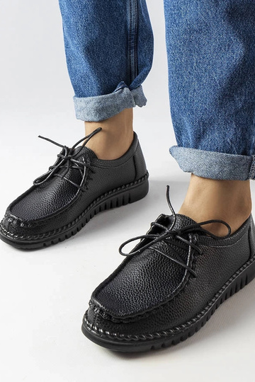 Čierne zúžené poltopánky,...