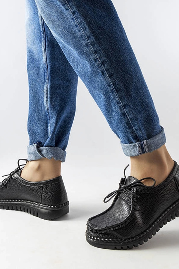 Čierne zúžené poltopánky,... 2