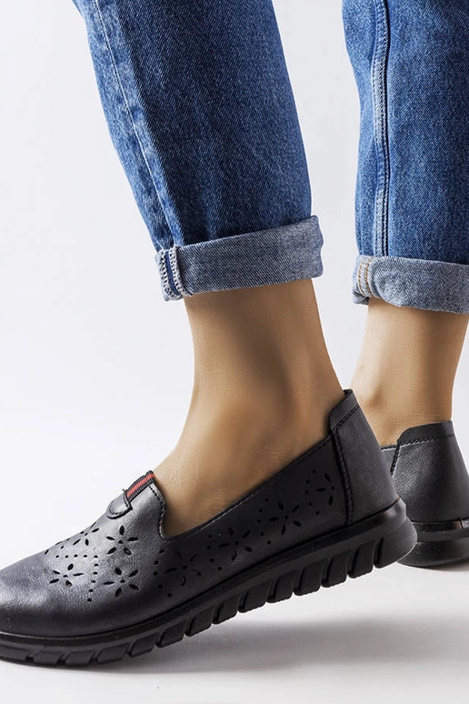 Joliho čierne svetlé mokasíny