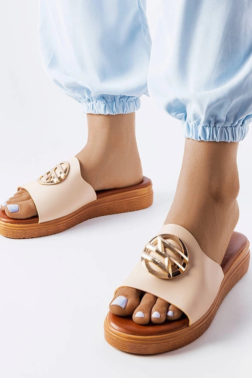 Béžové šľapky na platforme Michelle