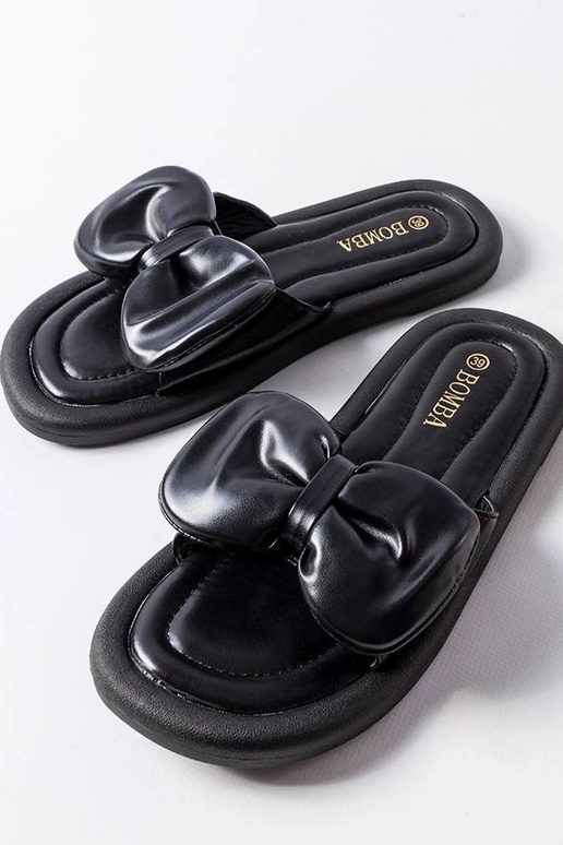 Čierne šmýkačky Lende