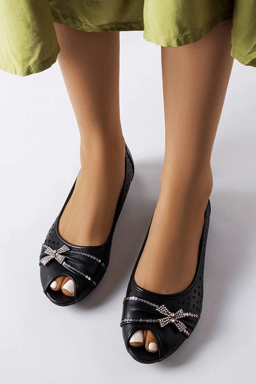 Prelamované čierne balerínky s mašľou...