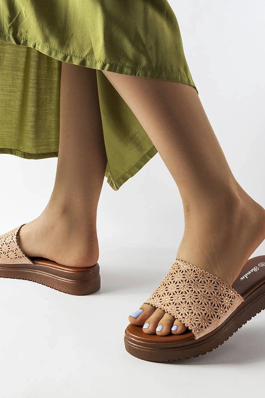 Ružové prelamované sklíčka so...