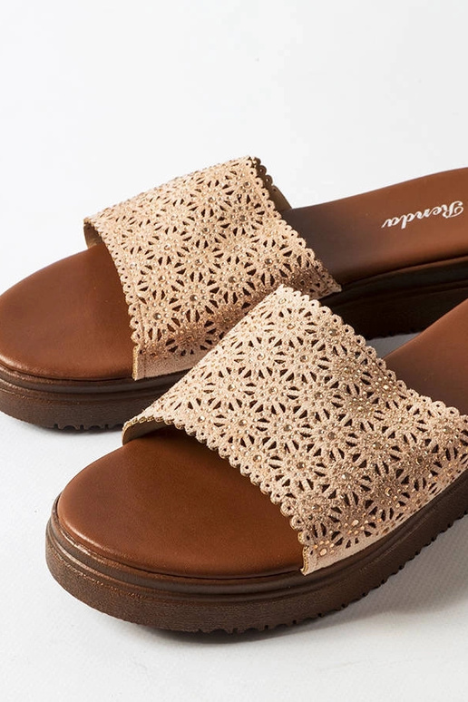 Ružové prelamované sklíčka so...