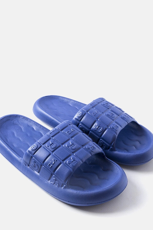 Pánske šmýkačky v námorníckej modrej...