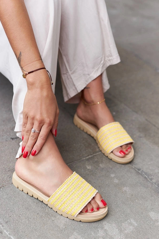 Žlté pletené žabky Capovalle