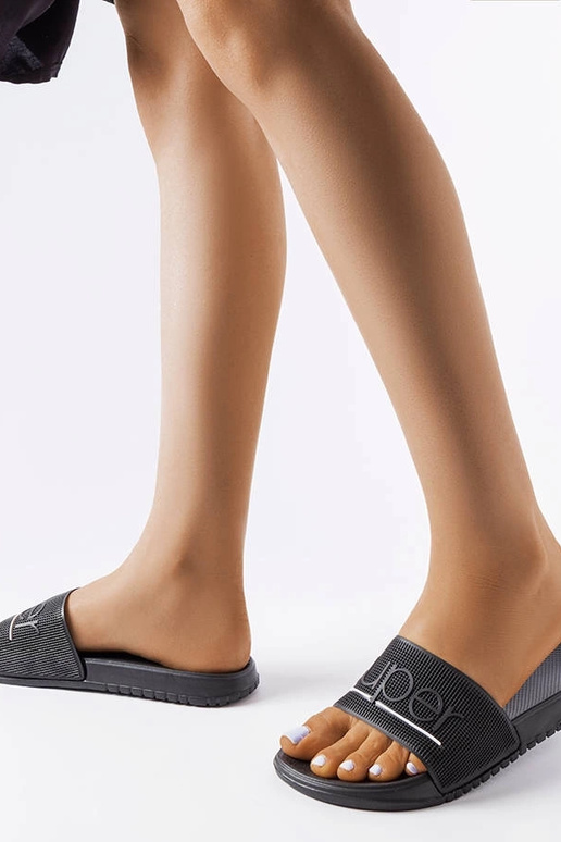 Čierne gumené žabky Azelio