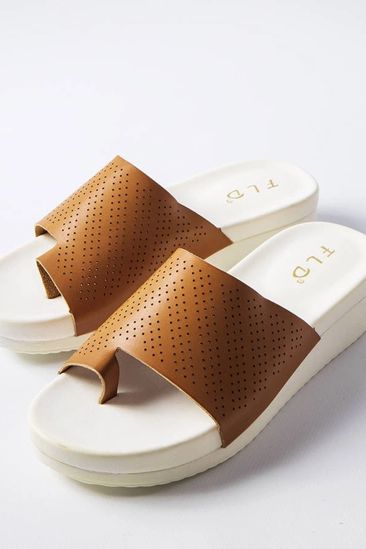 Hnedé sandále Monferrato na kline