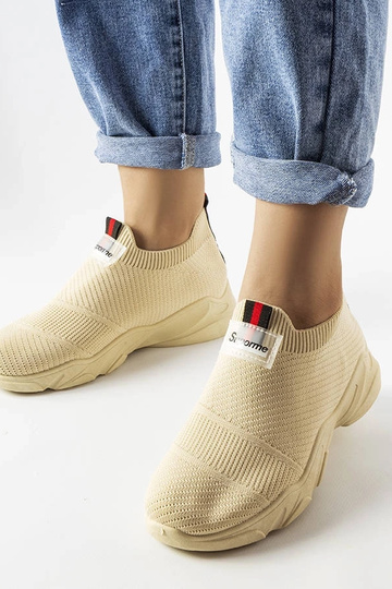 Béžová nazúvacia športová...