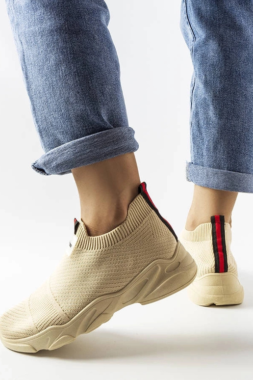 Béžová nazúvacia športová obuv pre...