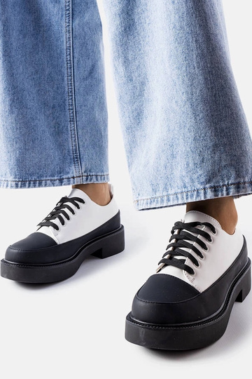 Biele ploché topánky Merico 2