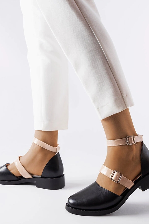 Čierne balerínky s prackou Josiane