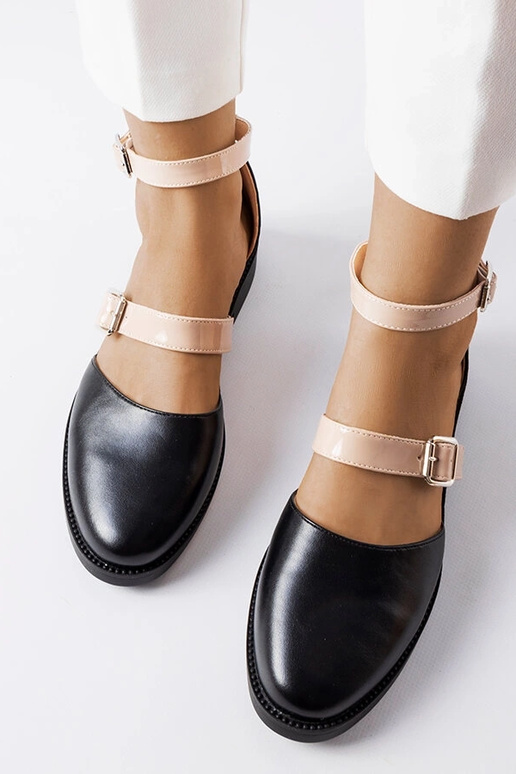 Čierne balerínky s prackou Josiane