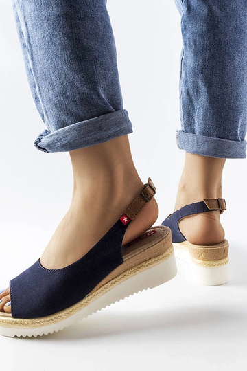 Tmavomodré sandále na... 2